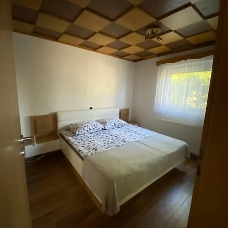 Apartment Apartma Vrazic *